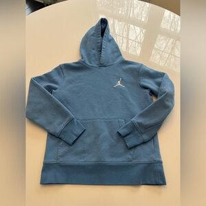 Jordan Carolina Blue youth hoodie
Youth MED 10-12